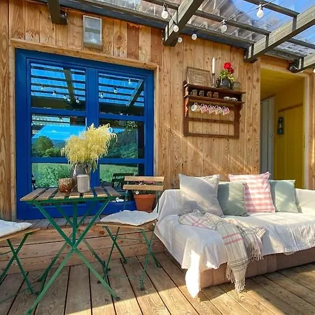 Holiday home Prvosenka Horni Lomna